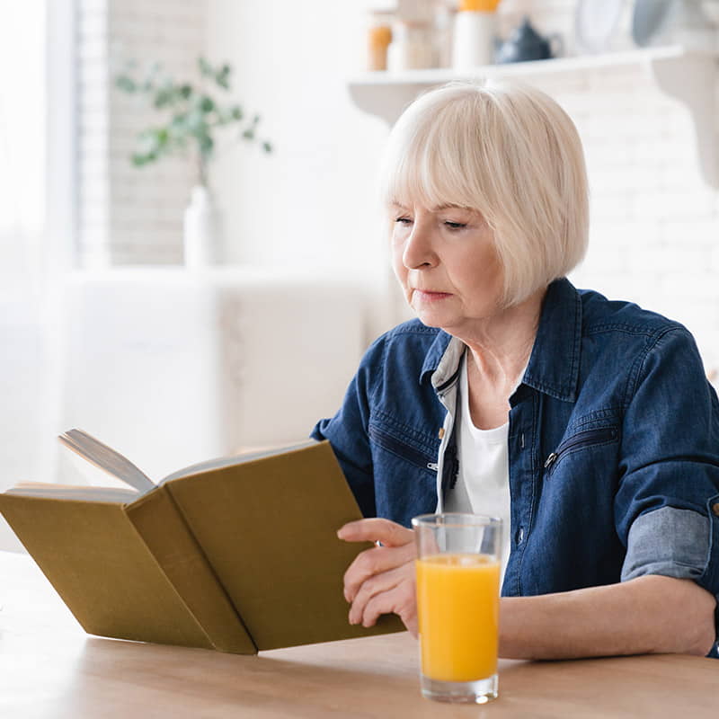 Μένω Σπίτι: Πώς να Γερνάτε Άνετα στο Δικό σας Σπίτι